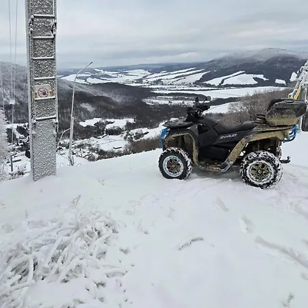 Na Svahu בקתה Regetovka